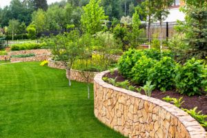 sprinkler-system-front-lawn-with-bright-green-grass