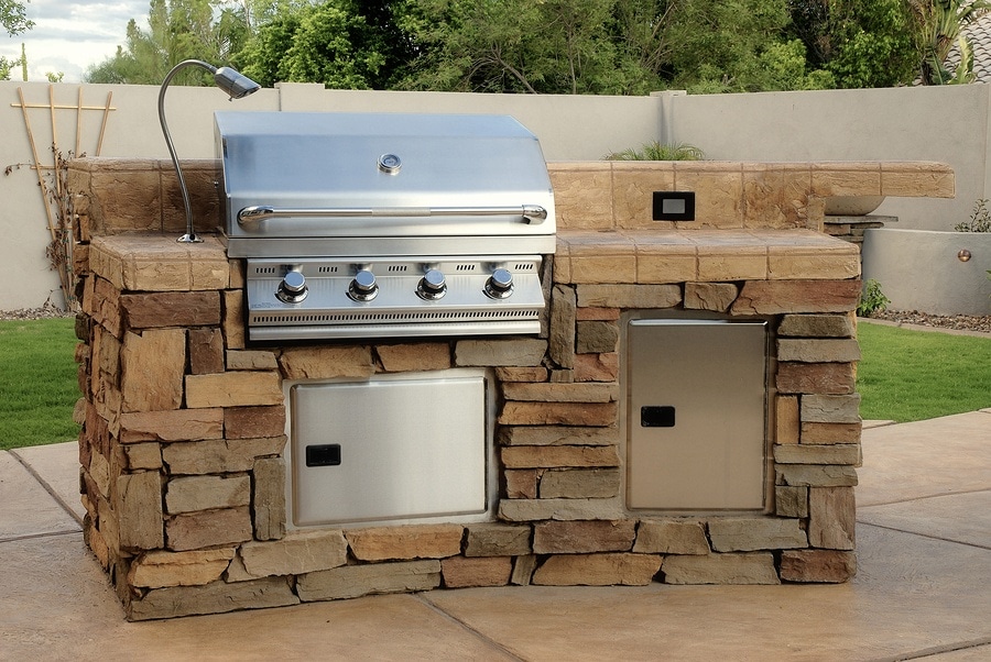 outdoor kitchen - outdoor kitchen with grill