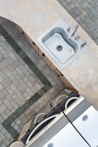 outdoor kitchen - outdoor kitchen with sink