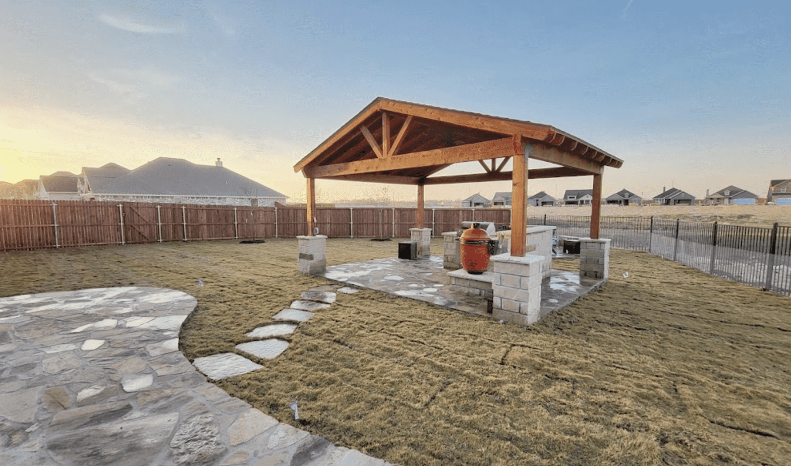 Freestanding Wood Pergola