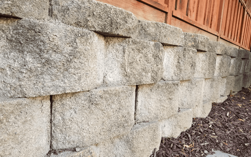 what is a retaining wall